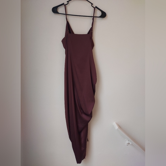 Sexy Lyaner Brown Satin Feel Cowl Neck Sleeveless with Adjustable Ruching Side - Picture 4 of 8